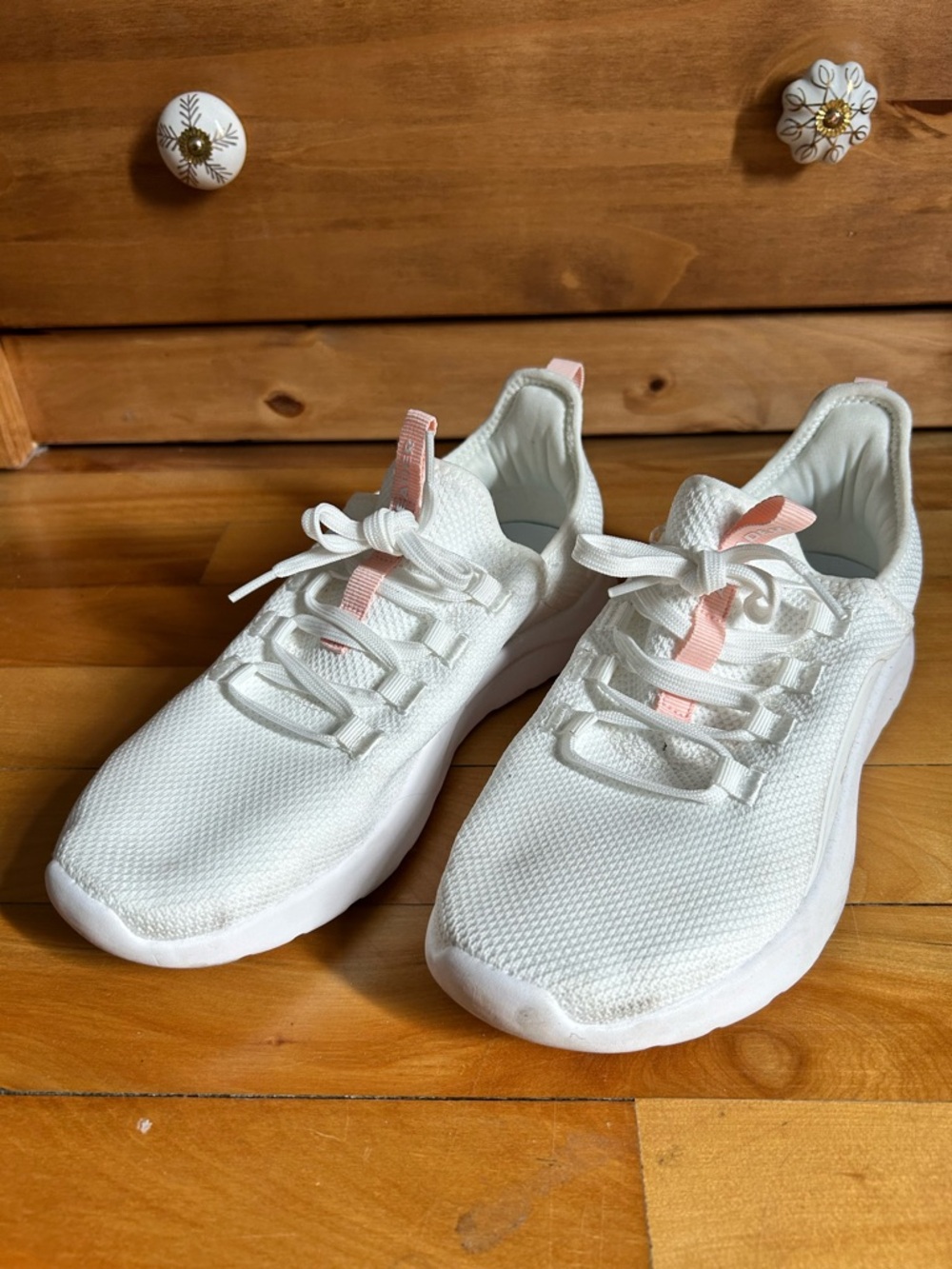 Amazon White Knit Sneakers with Teal Insole Detail